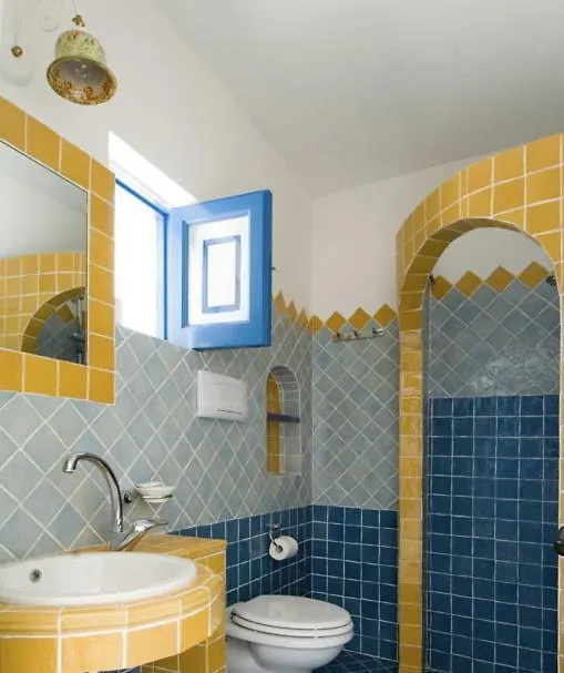 Hotel Girasole Panarea 3*,  Italia