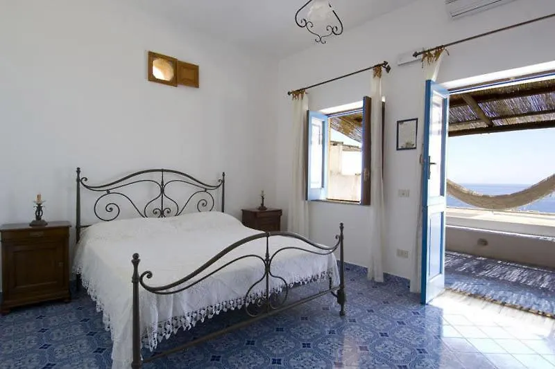 Hotel Girasole Panarea 3*,