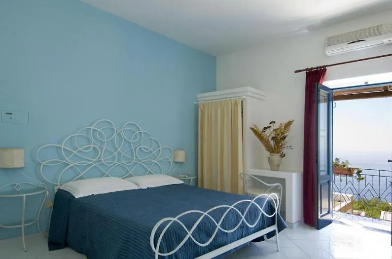 Hotel Girasole Panarea 3*,  Italie